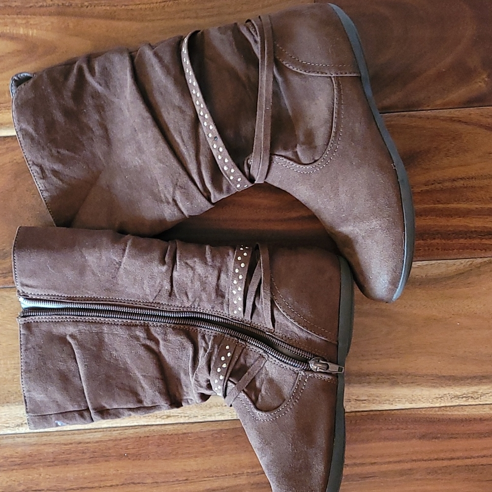 Girls boots sz 3
